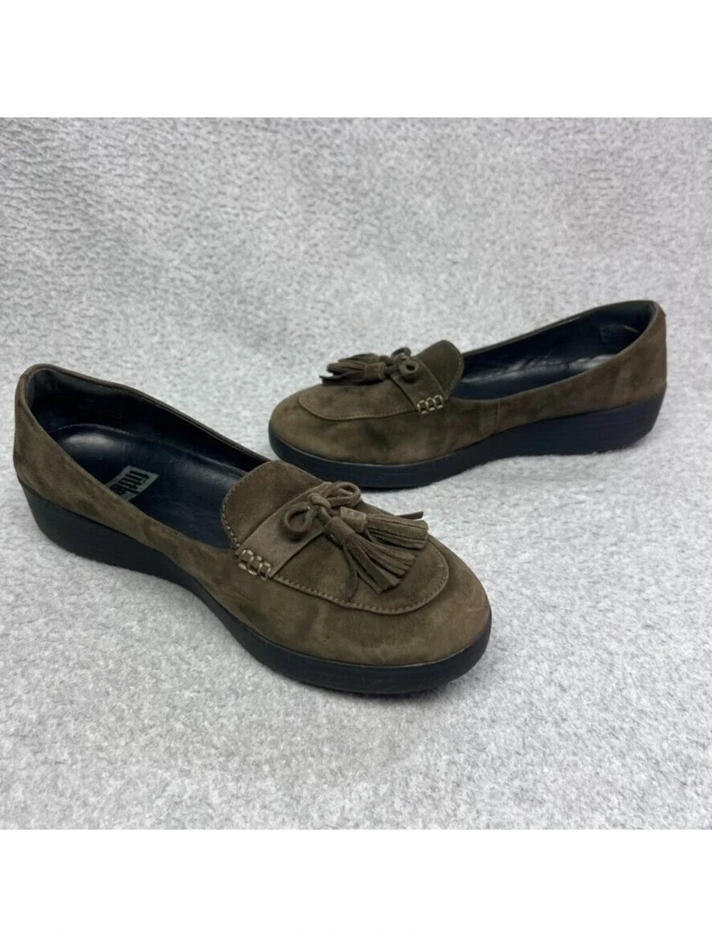 FitFlop Green Suede Tassel Loafers Womens 9 EUR 41 J17-476 Slip On Comfort Shoes